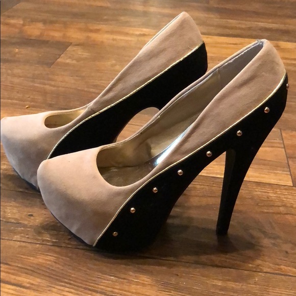 Qupid Shoes - Nude and Black Pumps with Gold Beading and Trim